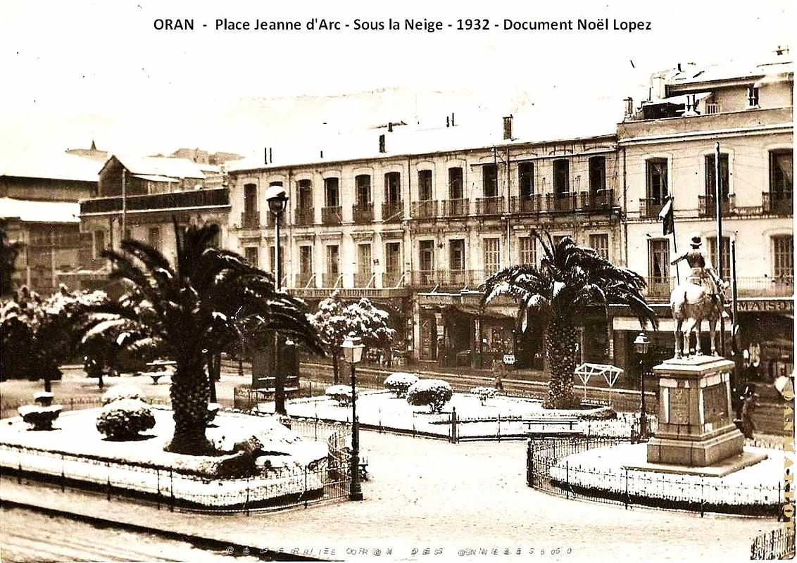 Oran - Place Jeanne d'Arc - Sous la Neige - 1932.jpg